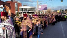 At Triumph of Orthodoxy 7,000 believers join the cross procession in Rovno