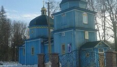 OCU activists with ex-head of Zdolbunov RSA seize church in vlg. Buderazh