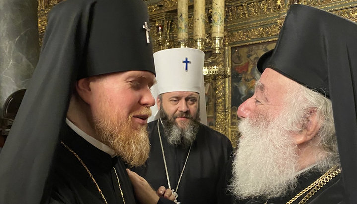 Eustraty Zoria and Patriarch Theodore. Photo: romfea