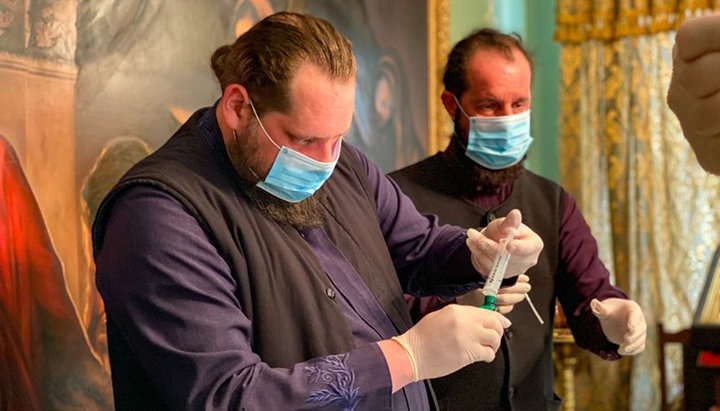 The monks of St. Elijah’s Monastery making antiseptic. Photo: eparhiya.od.ua