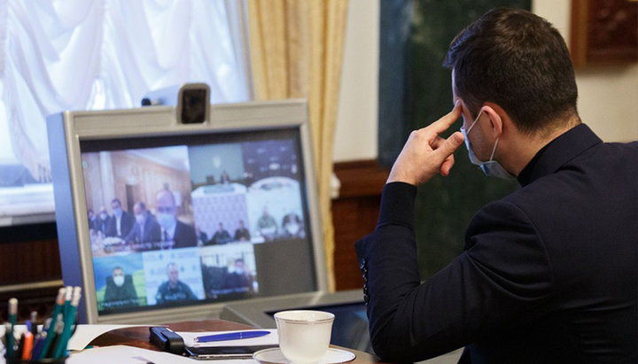 President of Ukraine Vladimir Zelensky held a conference call, which discussed the issue of coronavirus quarantine on Easter days. Photo: president.gov.ua