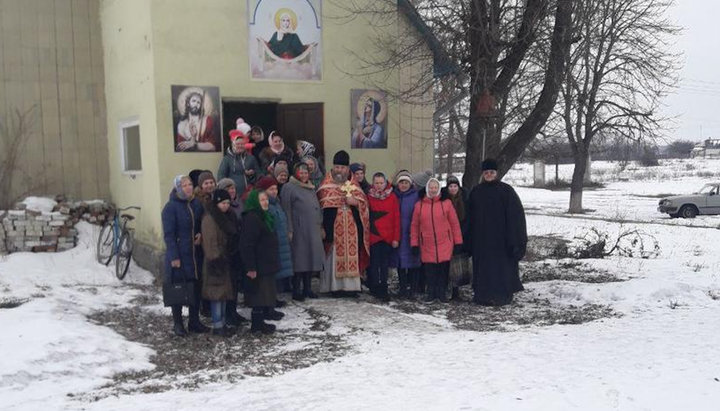 The community of the Holy Protection Church of the village of Kovpyta. Photo: UOJ