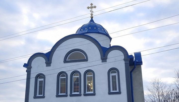 Church in honor of All Saints of the UOC in Zavoloka. Photo: Facebook page of the Chernivtsi-Bukovina Diocese of the UOC.