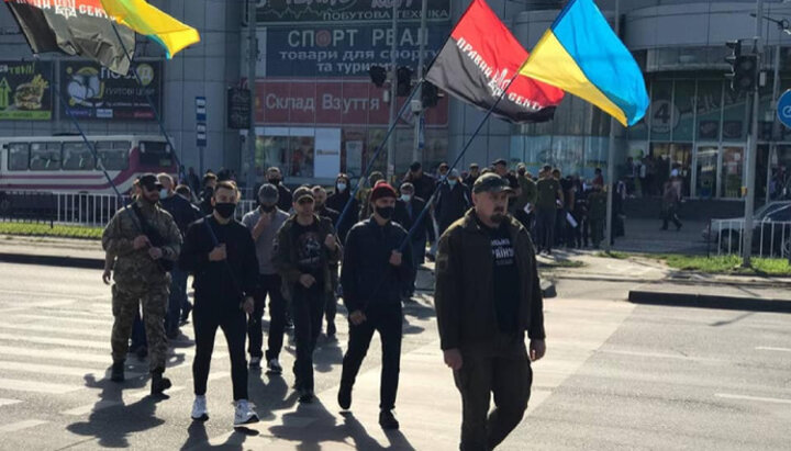 Right Sector activists in Lviv. Photo: facebook.com/Praviy-Sector-Lvivshchyna