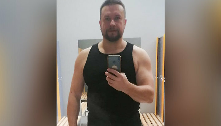 Adrian Kulik taking a selfie in the gym. Photo: Kulik's Facebook page