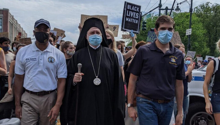 Archbishop Elpidophoros at the BLM march. Photo: greeknewsonline.com