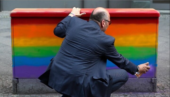 Protestant congregations often feature rainbow symbolism demonstrating LGBT 