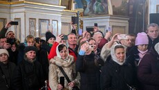 People were taken by buses from regions to Dumenko’s “worship” in the Lavra