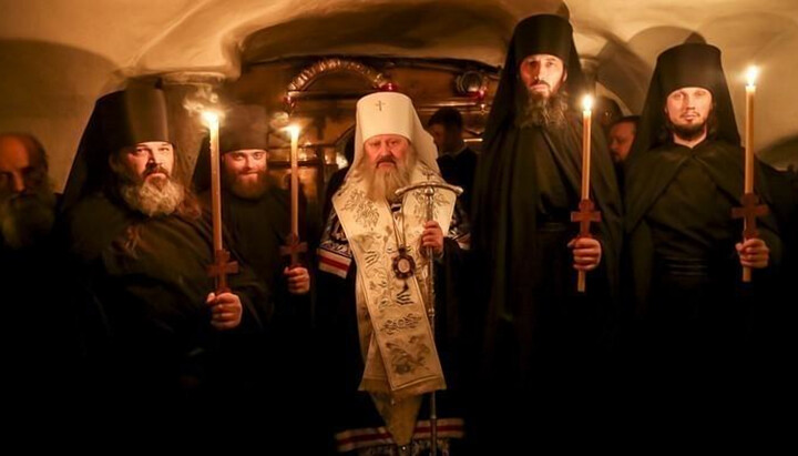 Abbot of the Kyiv-Pechersk Lavra Metropolitan Pavel with the brethren. Photo: lavra.ua