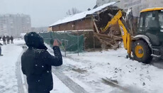 Full video of excavator demolishing UOC church in Lviv posted online