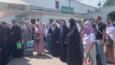 Primate of UOC prays at Kyiv-Pechersk Lavra