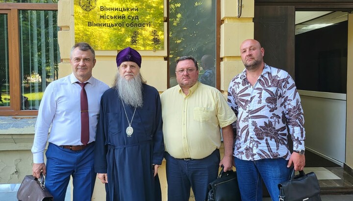 Metropolitan Jonathan in the Vinnytsia City Court. Photo: tulchin-eparchia.org.ua