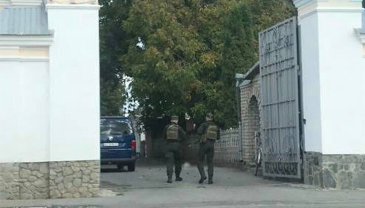 SBU officers in the Korets Convent. Photo: UOJ