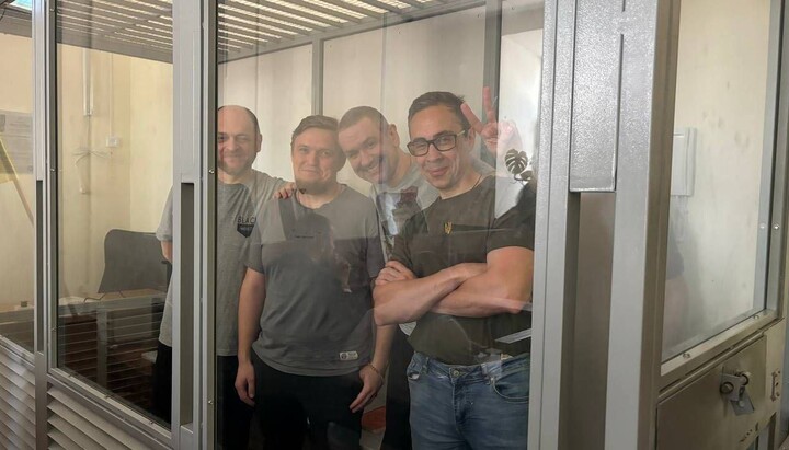 Orthodox journalists Valery Stupnitsky, Andriy Ovcharenko, Volodymyr Bobechko and Father Serhiy Chertylin at a court hearing on June 4, 2024. photo: t.me/dmytrukartem