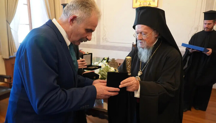 Photo: Meeting of Patriarch Bartholomew with the Ukrainian delegation. Source: Office of the President