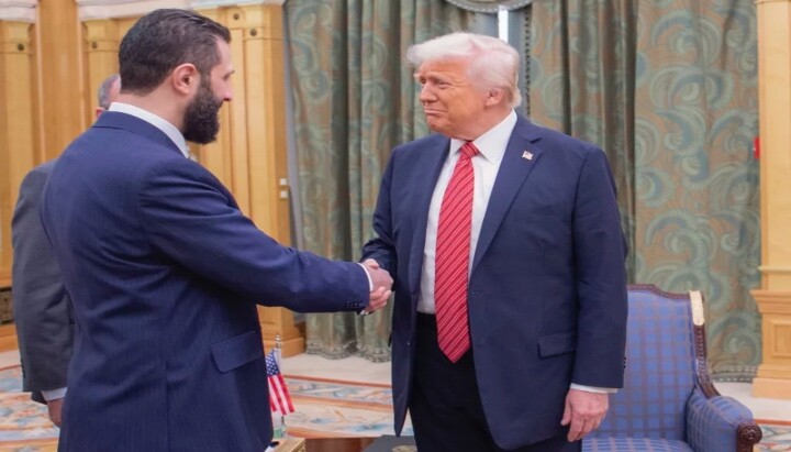 President Trump meets with Syria's interim President Ahmed al-Sharaa on March 14, 2025 in Riyadh, Saudi Arabia. Photo: Saudi Royal Palace/AP