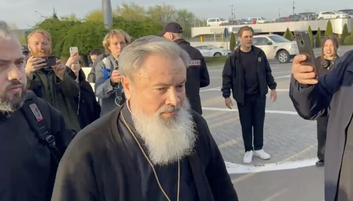 Romanian Authorities Accused of Seizing Moldovan Churches