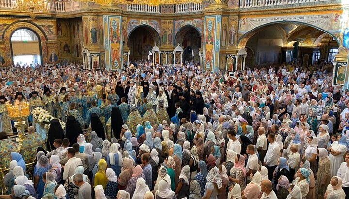 Divine Litugy in the Pochaiv Lavra. Source: UOJ