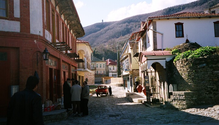 Mount Athos Hit With 4.0 Earthquake