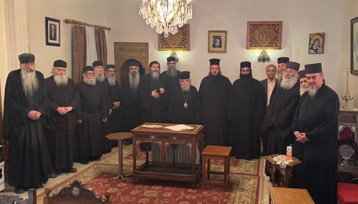 Sinai Monks Thank Pat. of Jerusalem, Commit to Unity