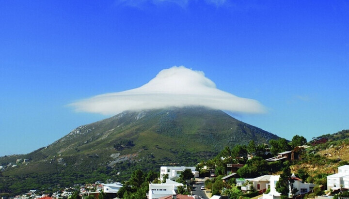 Mount Tabor on the Feast of the Transfiguration. Photo: pravkhabarovsk.ru