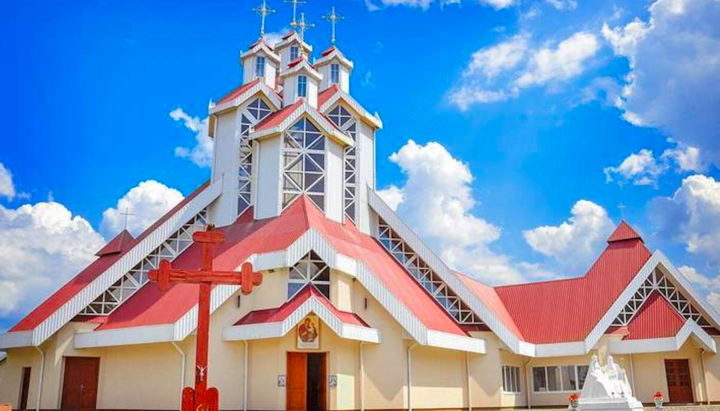 The Church of Saints Andriy and Klymentiy Sheptytsky in Prylbichi. Photo: zaxid.net
