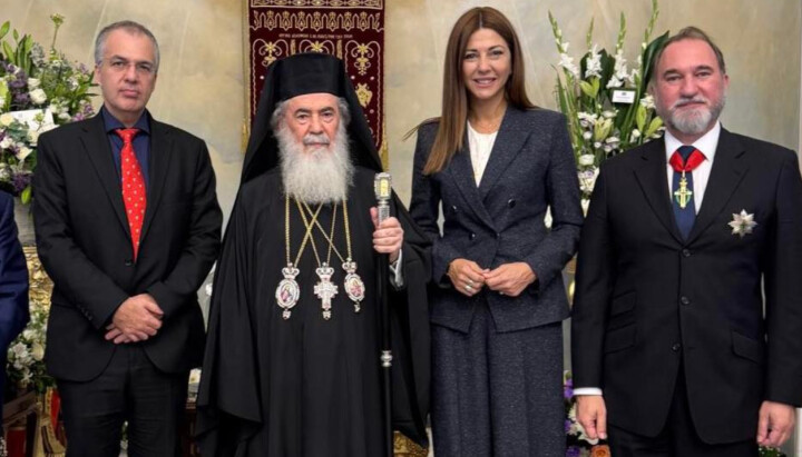 Sofia Zacharaki is pictured with Pat. Theophilos III of Jerusalem. Photo: Sofia Zacharaki/Facebook